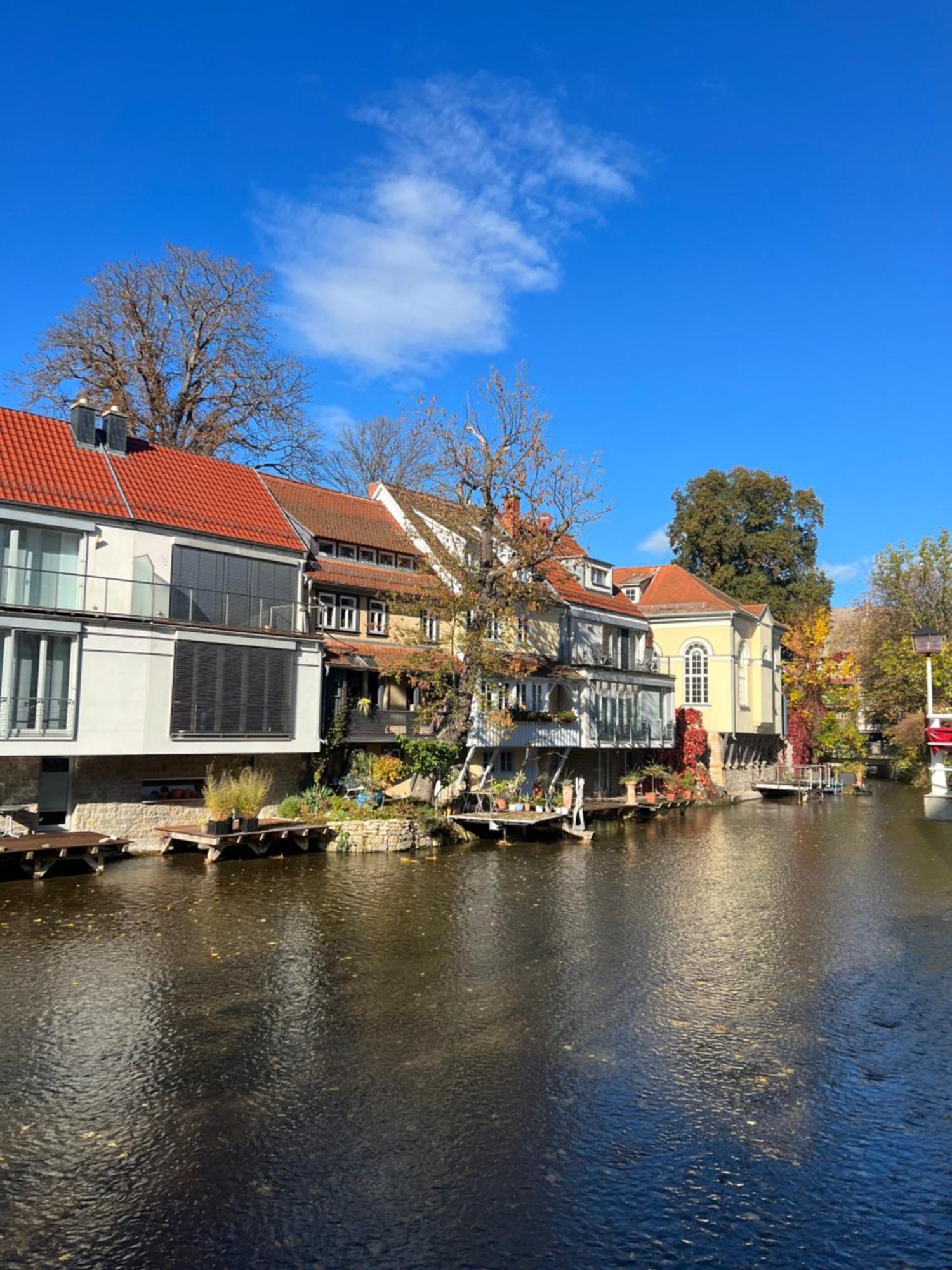 Ferienwohnung Schildblick Modernes Apartment Direkt In Der Altstadt Von Erfurt Nahe Der Kraemerbruecke - Beste Innenstadtlage מראה חיצוני תמונה