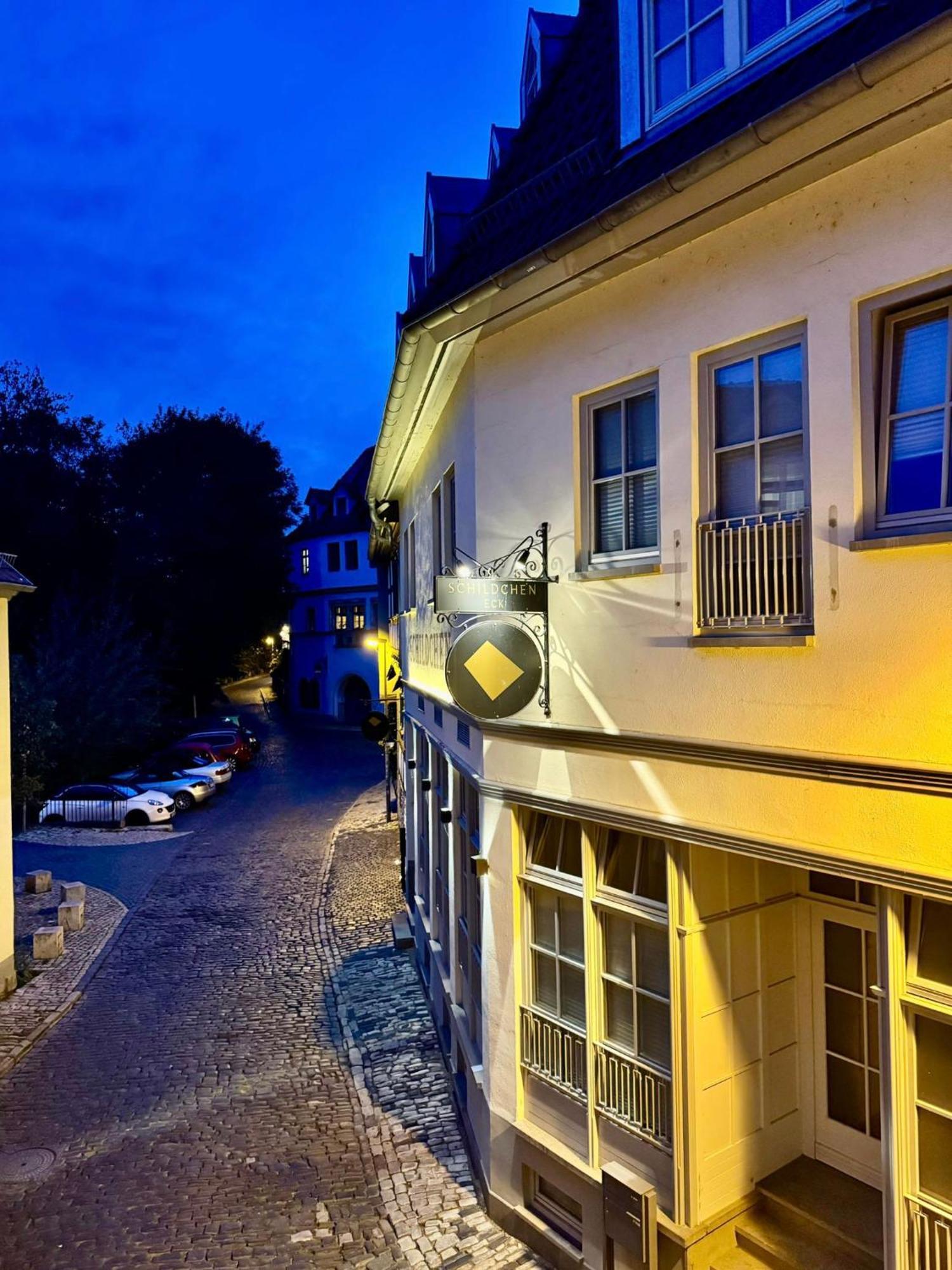 Ferienwohnung Schildblick Modernes Apartment Direkt In Der Altstadt Von Erfurt Nahe Der Kraemerbruecke - Beste Innenstadtlage מראה חיצוני תמונה