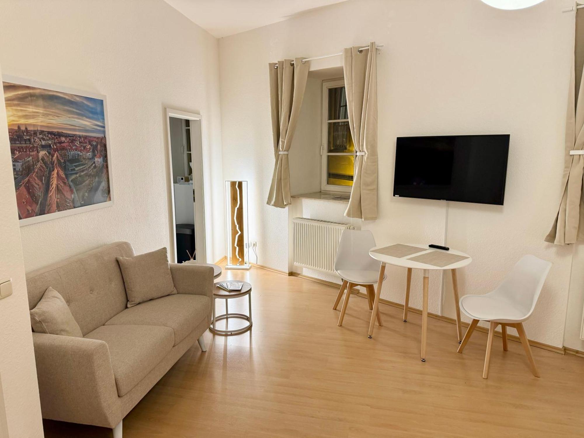Ferienwohnung Schildblick Modernes Apartment Direkt In Der Altstadt Von Erfurt Nahe Der Kraemerbruecke - Beste Innenstadtlage מראה חיצוני תמונה